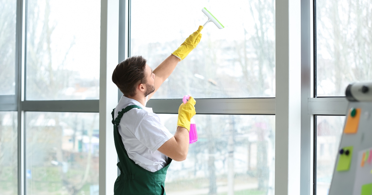 Lavage de vitres : guide complet pour un résultat professionnel